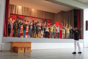 Alle üben